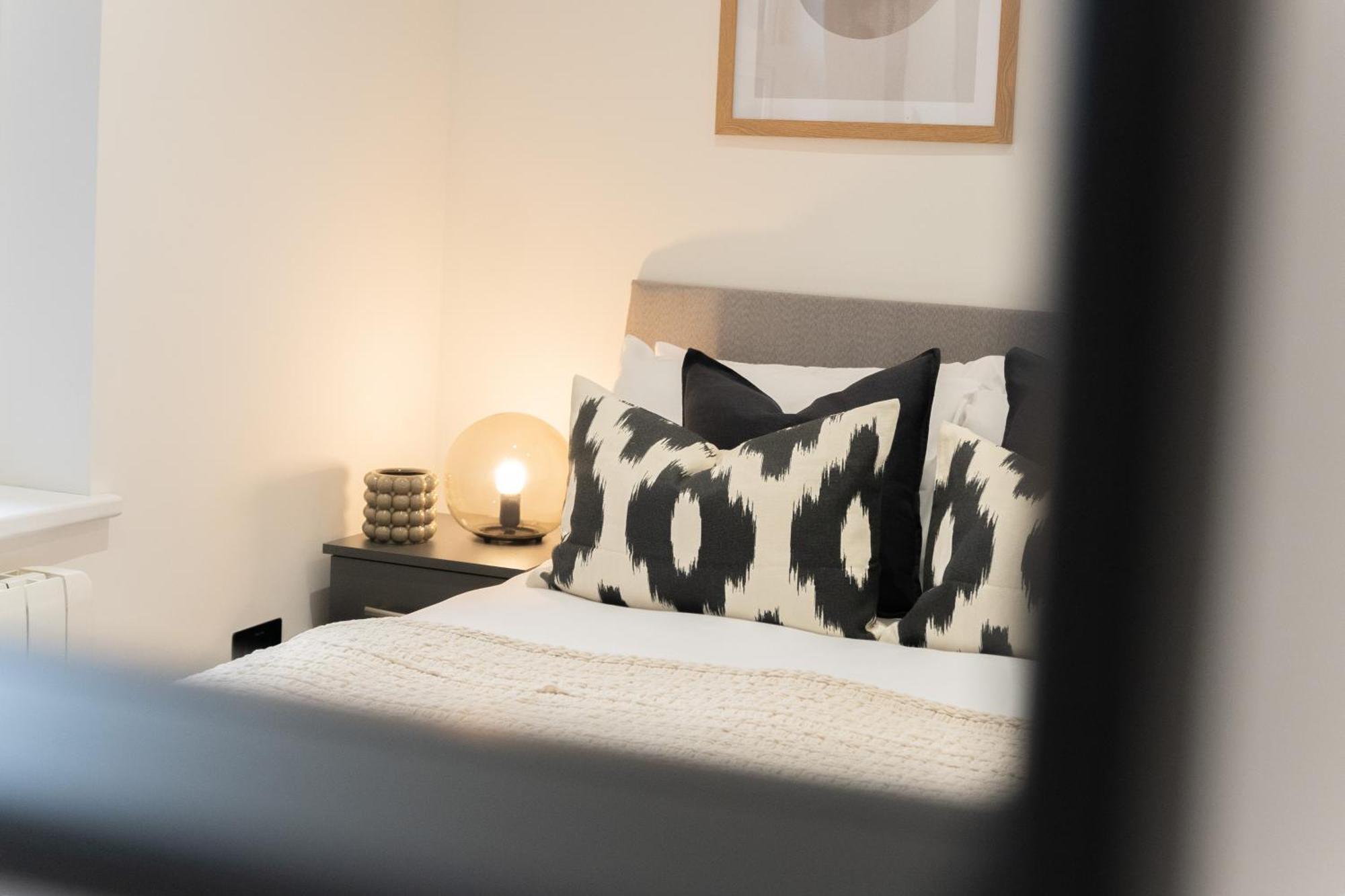 One And Two Bedroom Apartments Near Holloway Train Station By Belvilla 런던 외부 사진