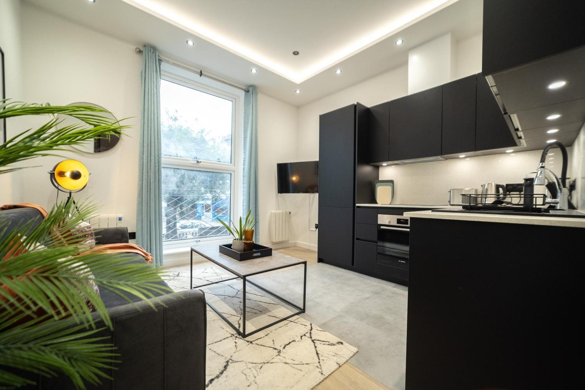 One And Two Bedroom Apartments Near Holloway Train Station By Belvilla 런던 외부 사진