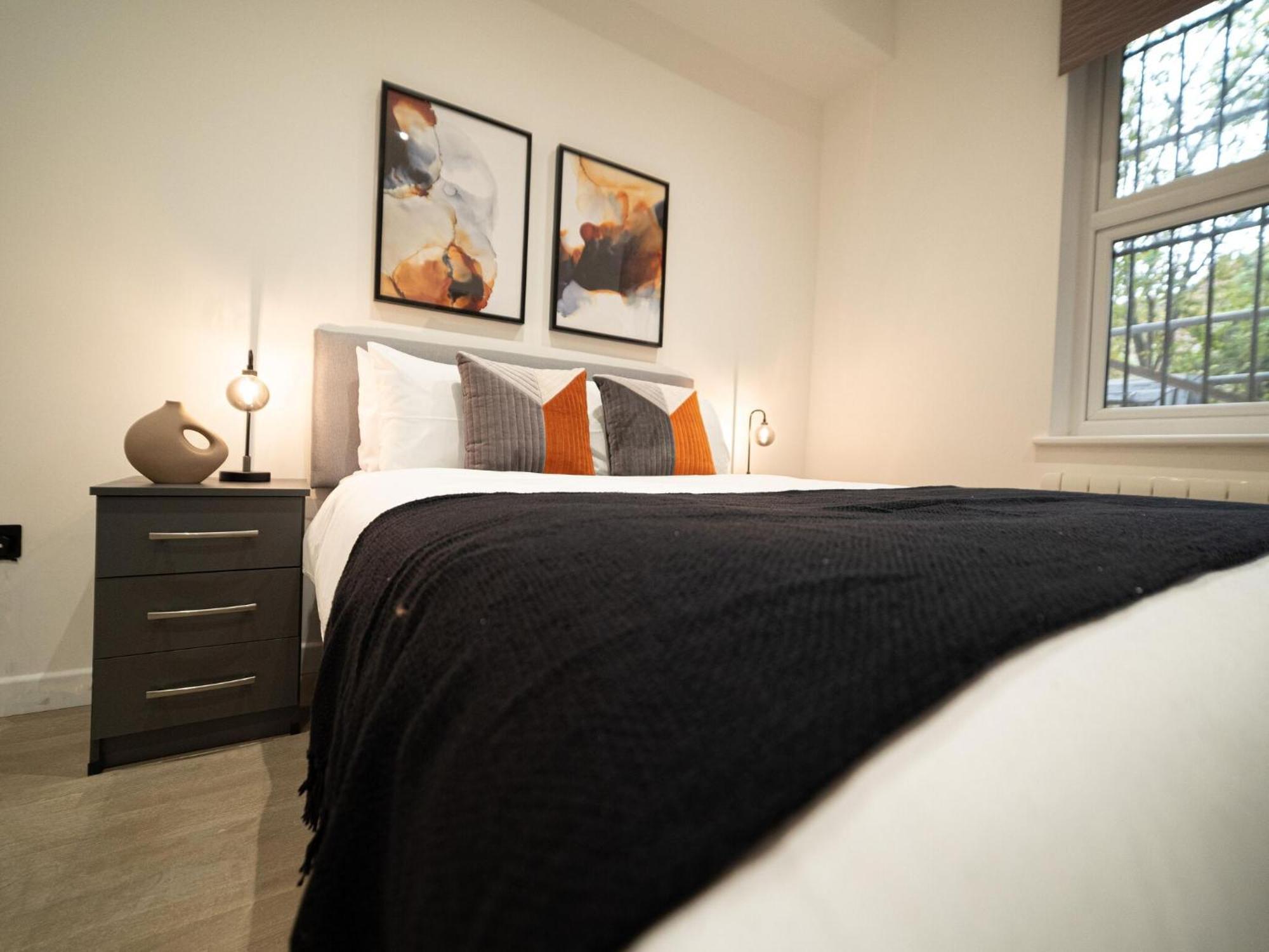 One And Two Bedroom Apartments Near Holloway Train Station By Belvilla 런던 외부 사진