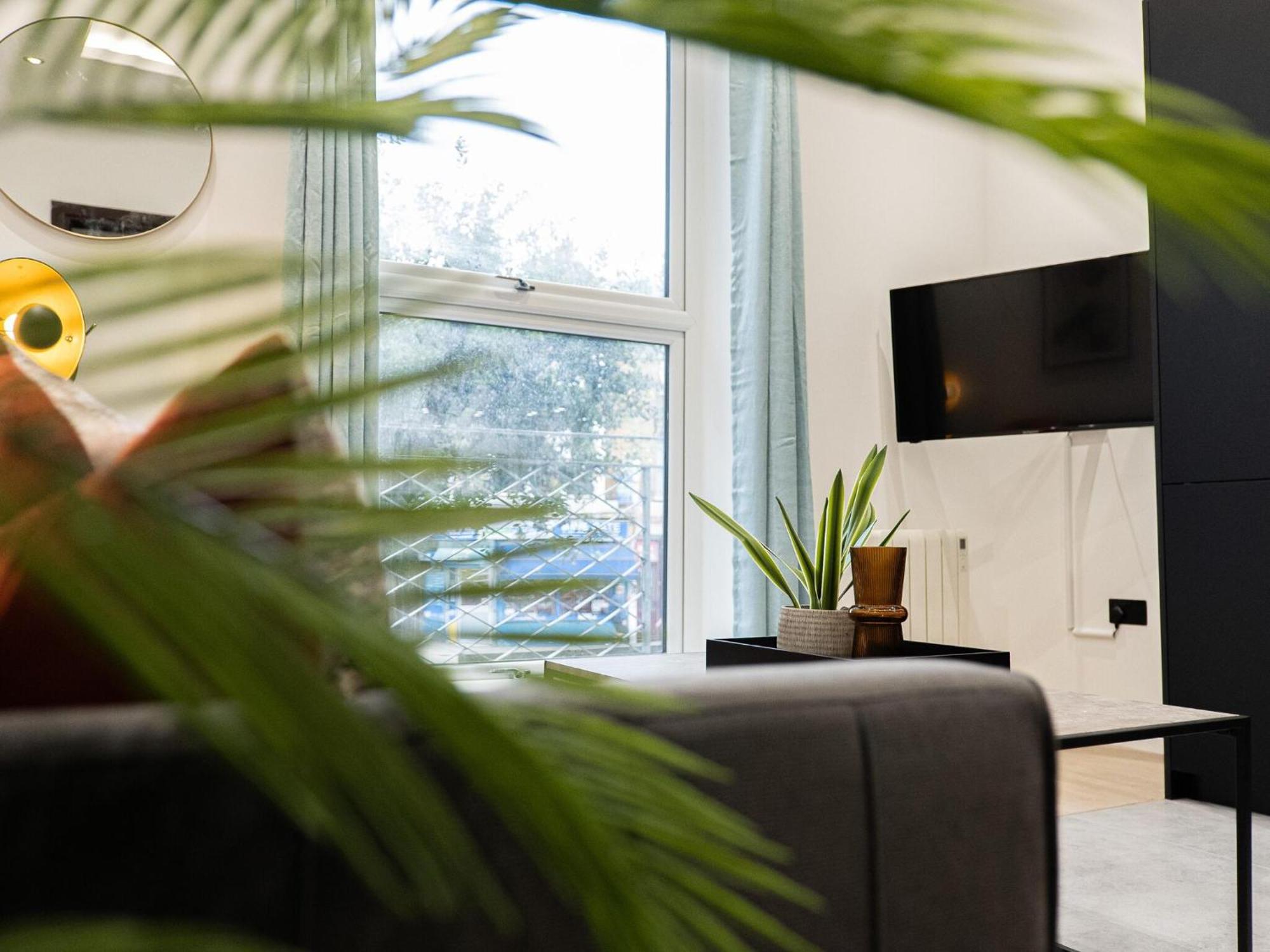 One And Two Bedroom Apartments Near Holloway Train Station By Belvilla 런던 외부 사진